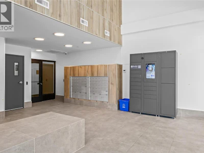 111-2780 Olalla Road - 4