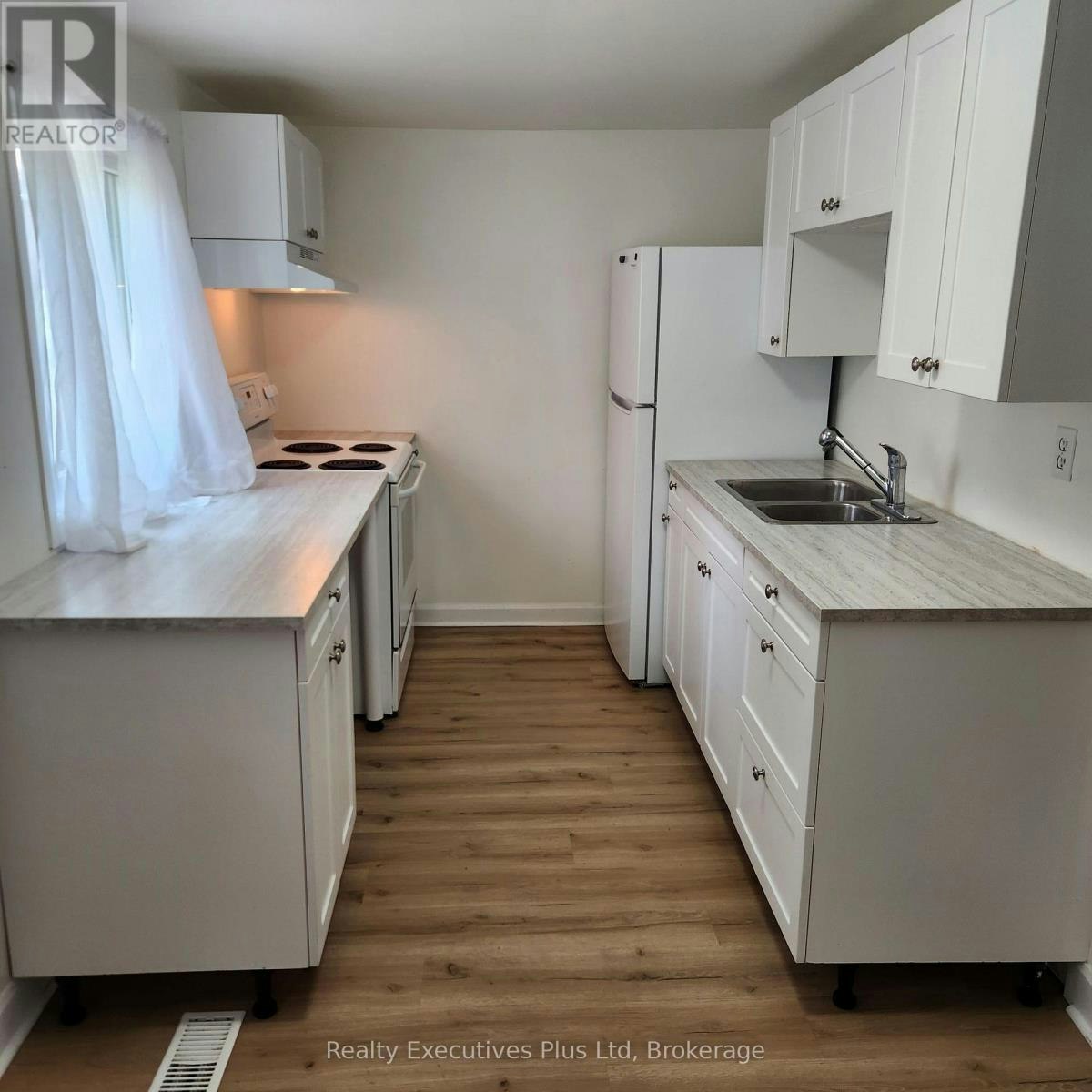 1-439 Manly Street, Midland, ON, L4R 3E6 - 4