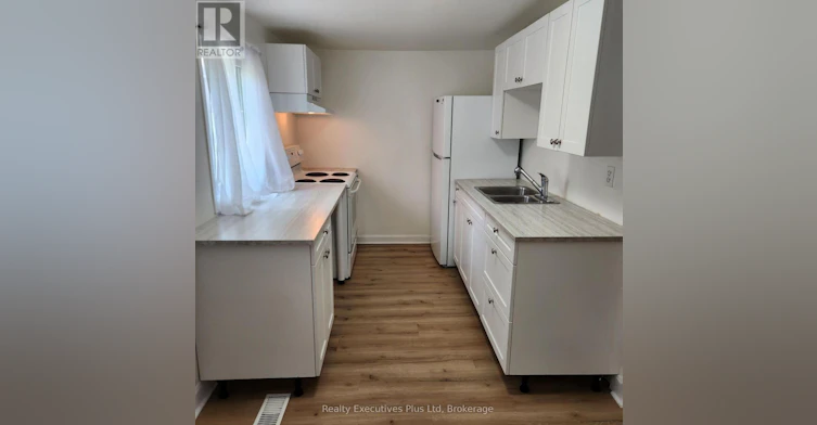 1-439 Manly Street, Midland, ON, L4R 3E6 - 4