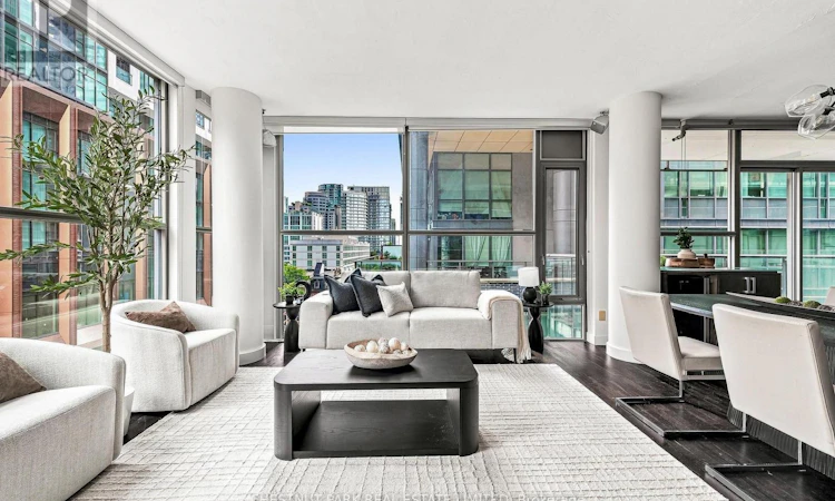 611-25 Oxley Street