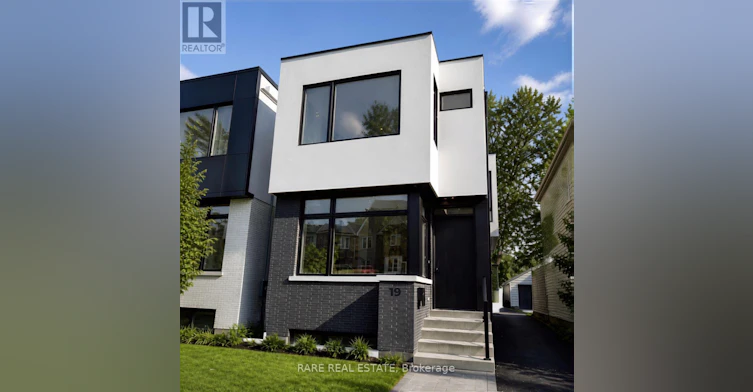 19 Twenty Ninth Street, Toronto, ON, M8W 3A9