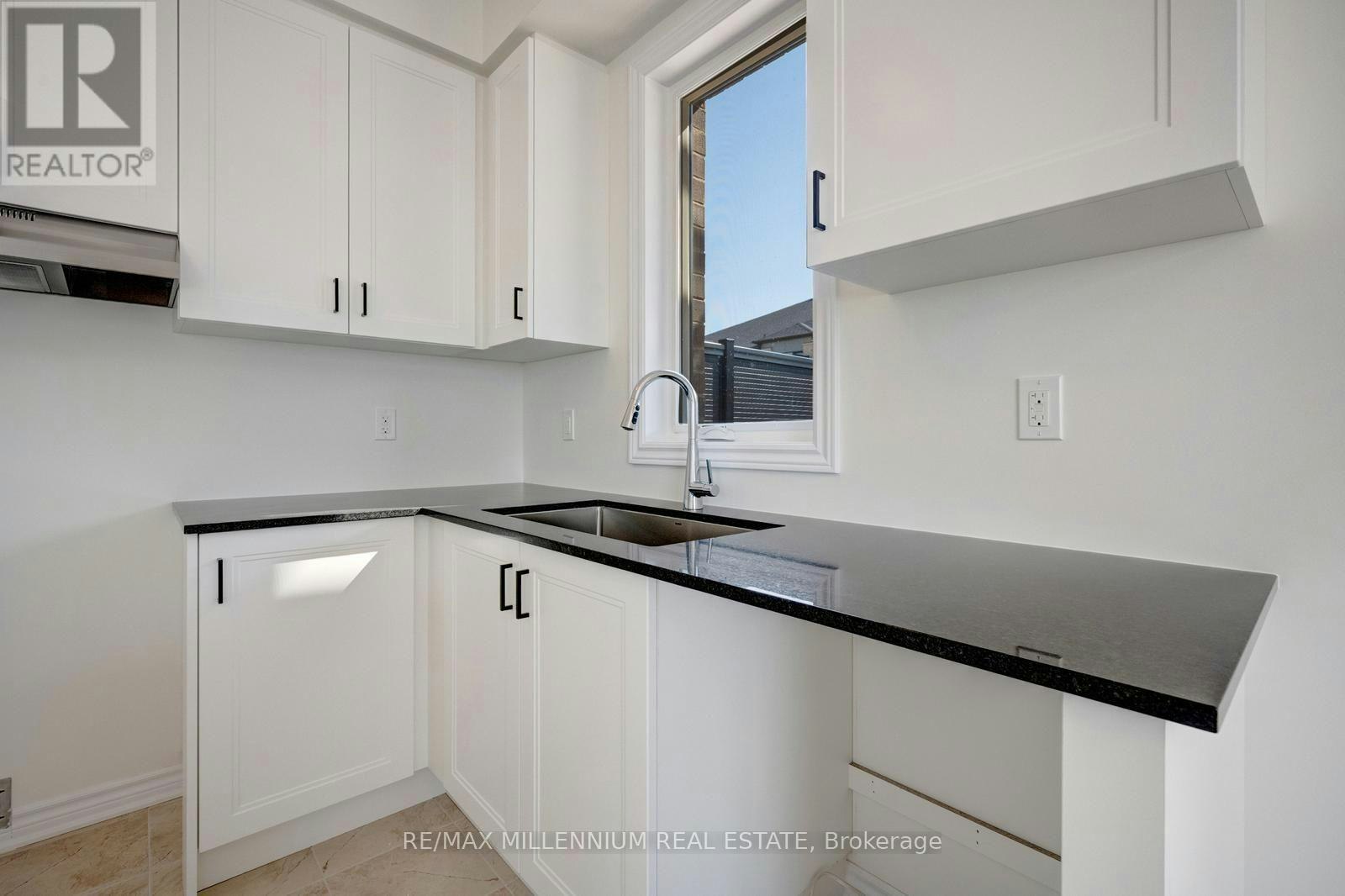 MAIN-36 Thornbird Crescent, Brampton, ON, L7A 0B8 - 20