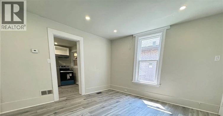 2-30 Ontario Street, Brantford, ON, N3S 2B9 - 4