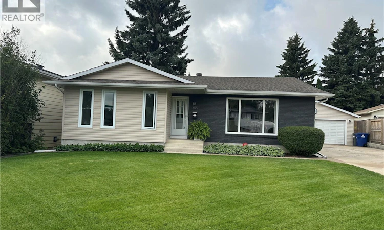 355 Sylvian Crescent
