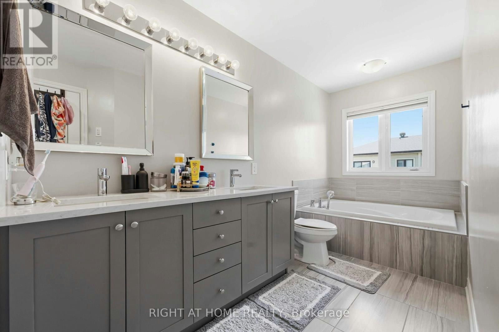 98-264 Pembina Private, Ottawa, ON, K4M 0G7 - 24