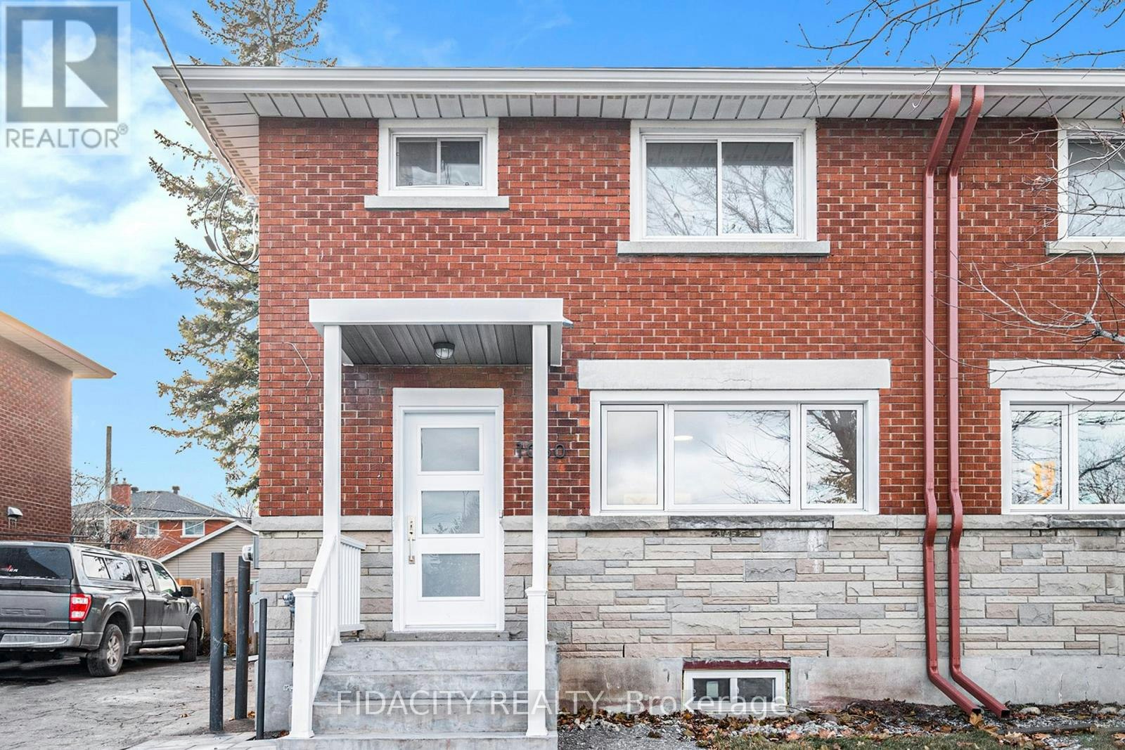 1030 Maitland Avenue, Ottawa, ON, K2C 2B6