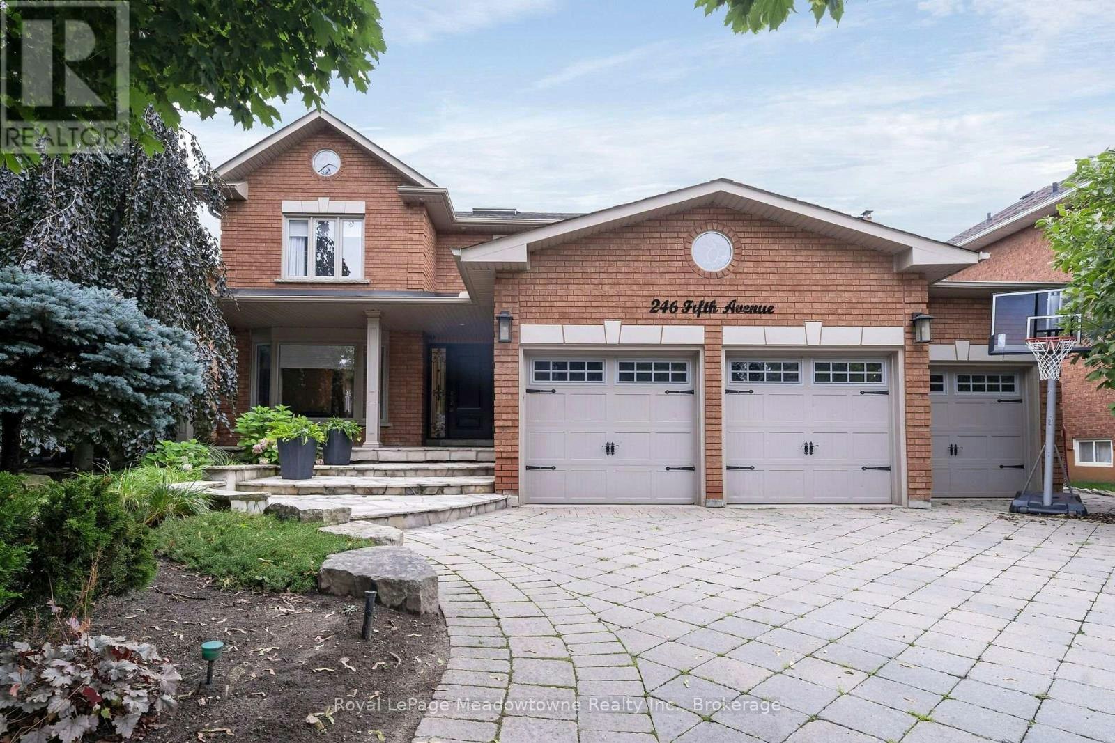 246 Fifth Avenue, Vaughan, ON, L4L 7A3