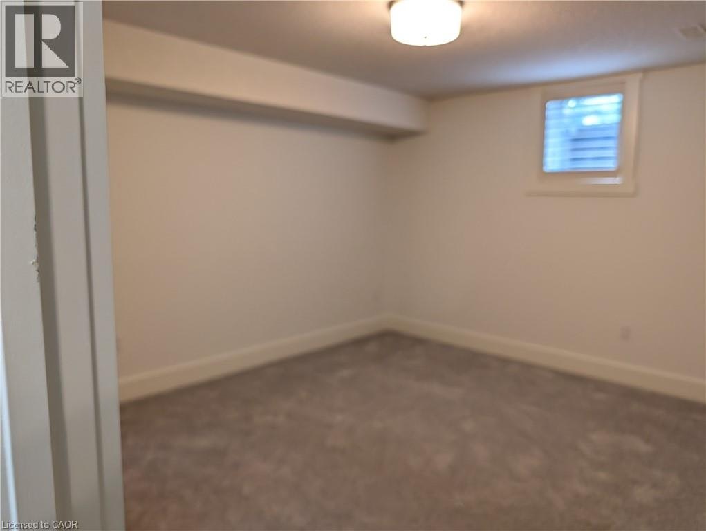 303 Terrace Wood Crescent, Kitchener, ON, N2P 0A8 - 40