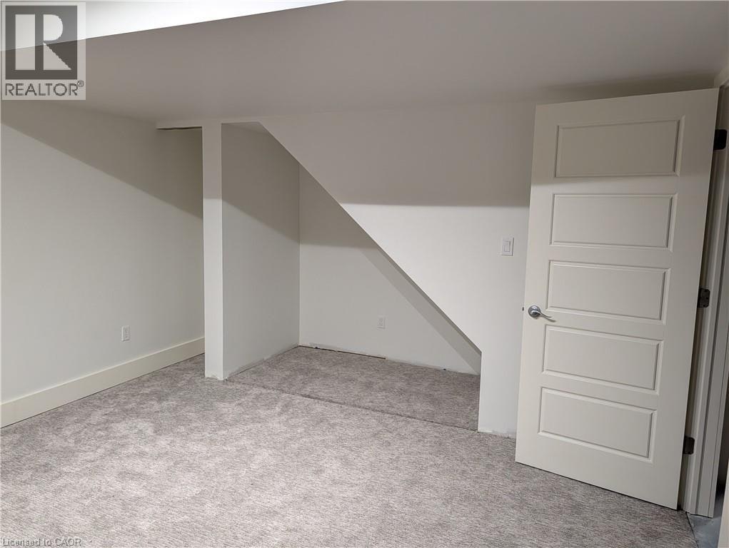 303 Terrace Wood Crescent, Kitchener, ON, N2P 0A8 - 35