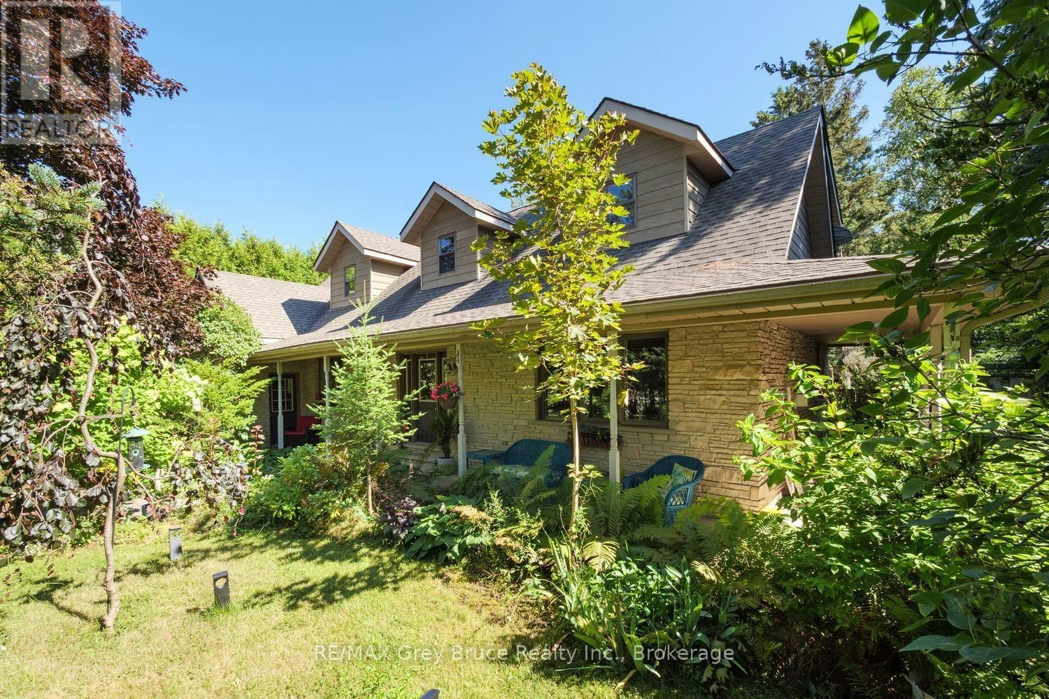6 Kirkland Place, South Bruce Peninsula, ON, N0H 2G0