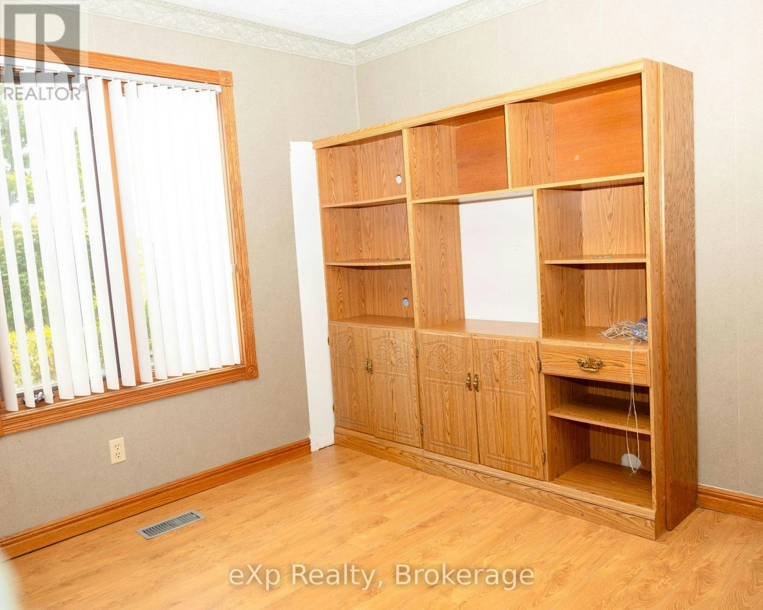 541031 14 Concession N, West Grey, ON, N0G 1L0 - 12