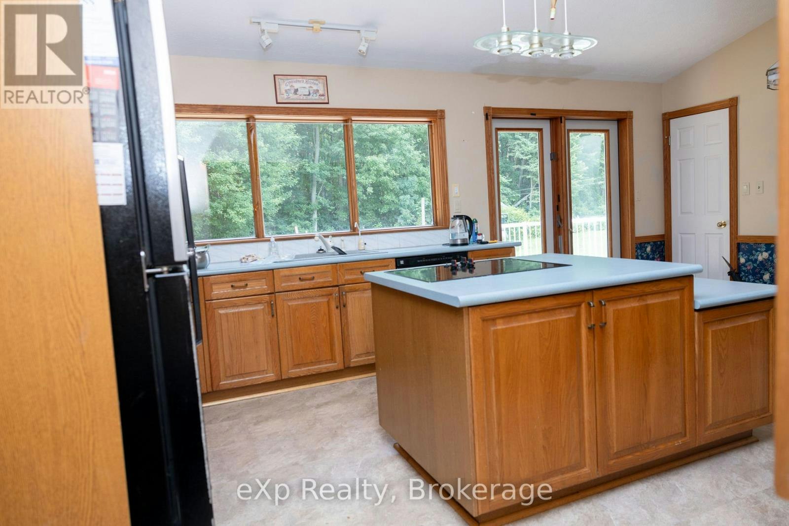 541031 14 Concession N, West Grey, ON, N0G 1L0 - 8