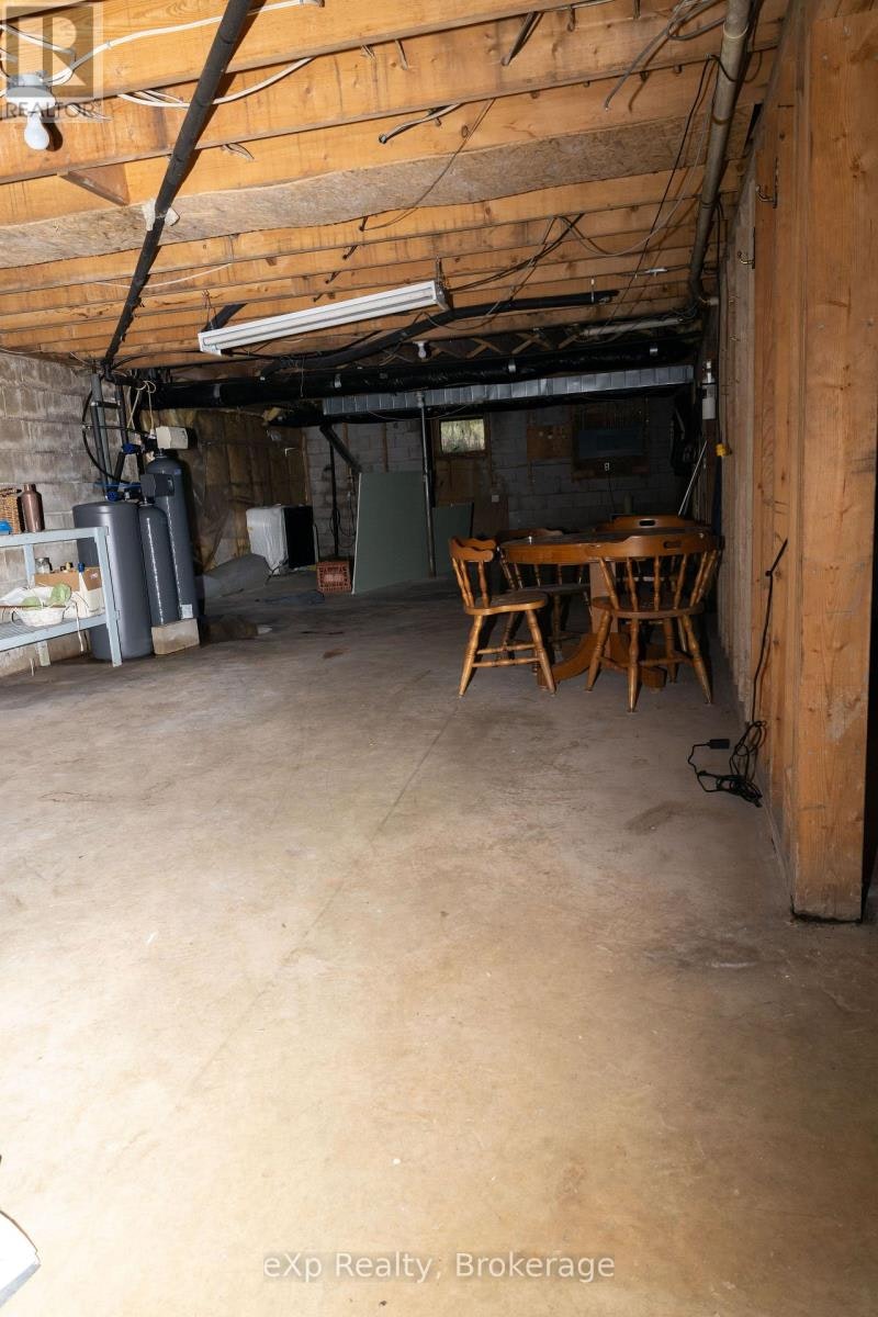541031 14 Concession N, West Grey, ON, N0G 1L0 - 15