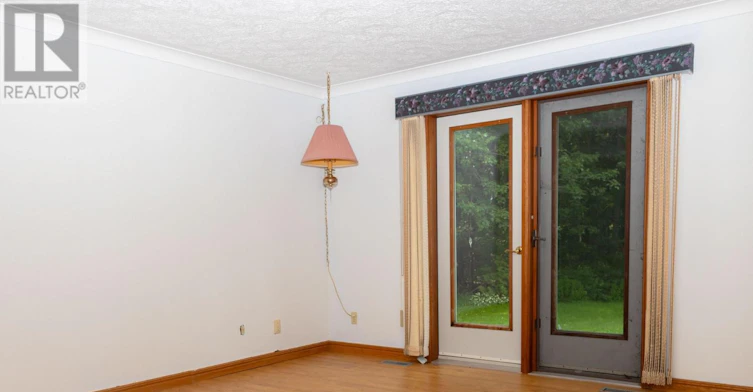 541031 14 Concession N, West Grey, ON, N0G 1L0 - 13
