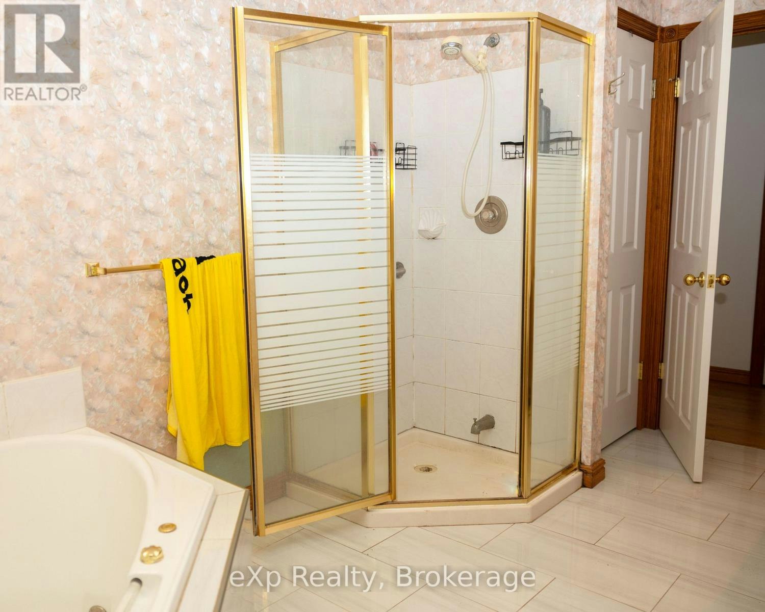 541031 14 Concession N, West Grey, ON, N0G 1L0 - 9