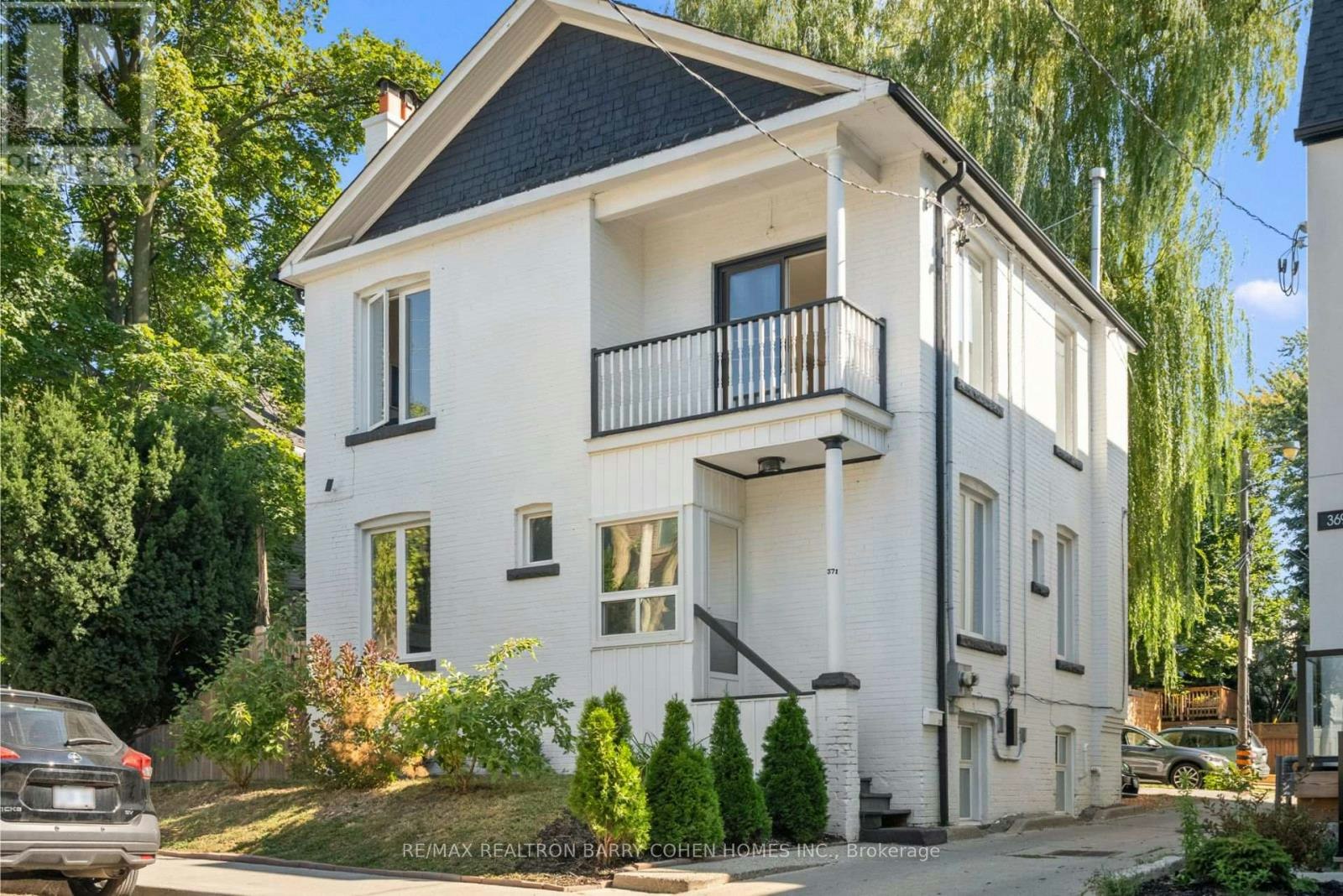 MAIN-371 Howland Avenue, Toronto, ON, M5R 3C1