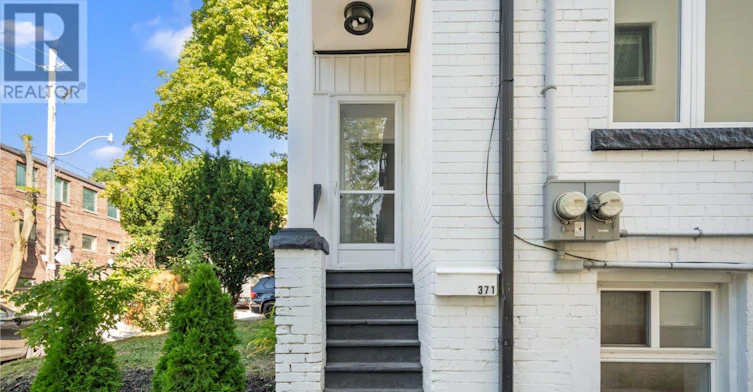 MAIN-371 Howland Avenue, Toronto, ON, M5R 3C1 - 2
