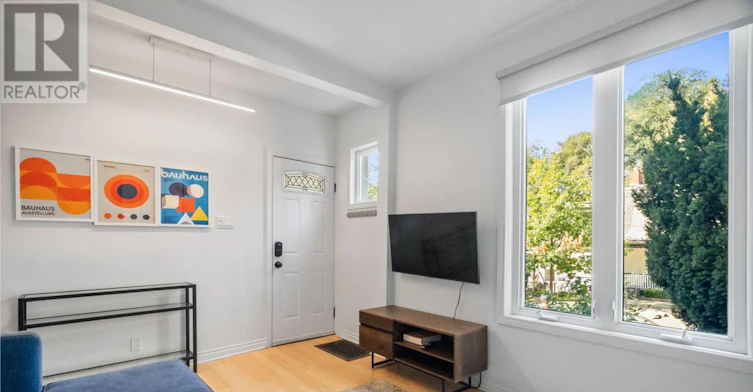 MAIN-371 Howland Avenue, Toronto, ON, M5R 3C1 - 3