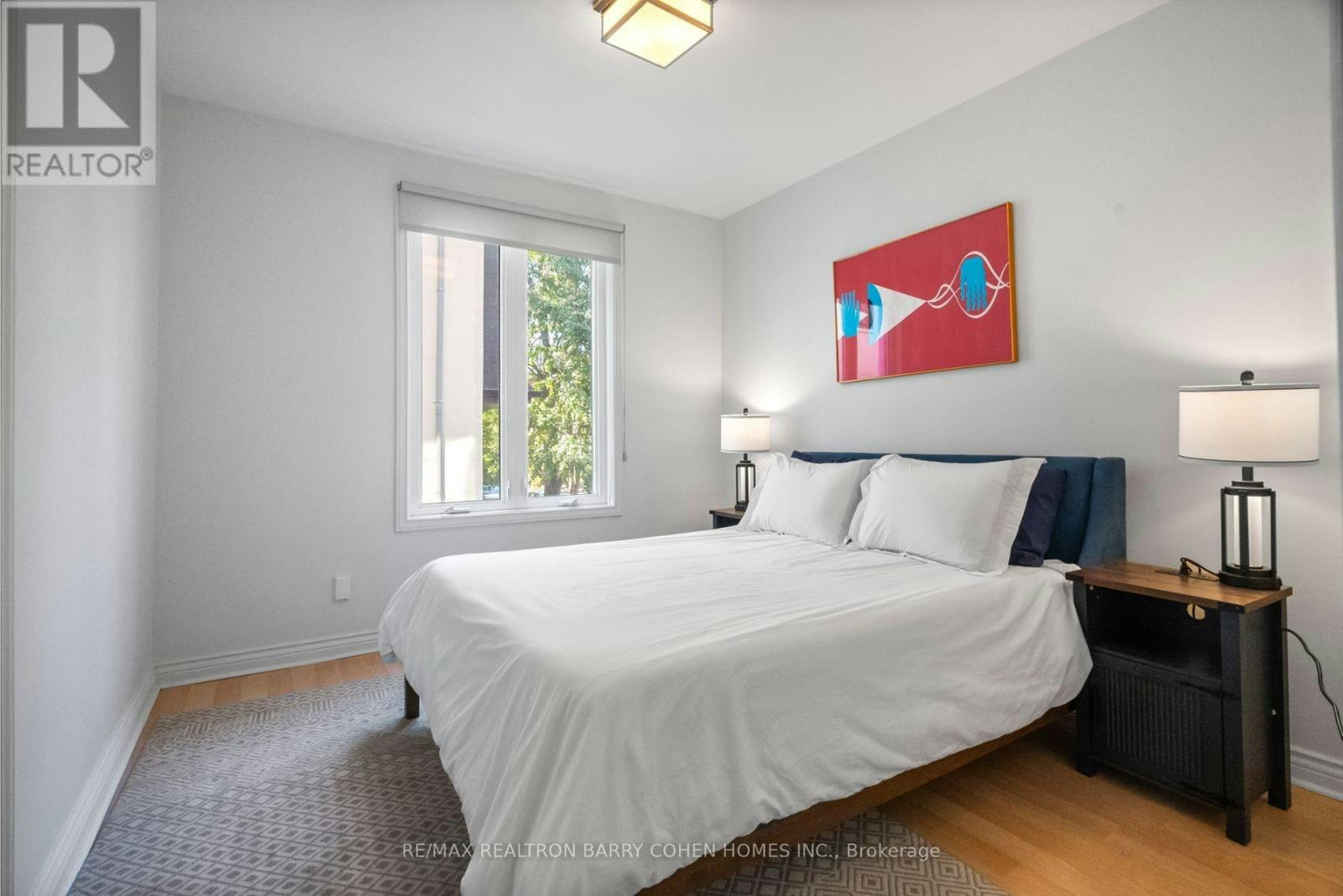 MAIN-371 Howland Avenue, Toronto, ON, M5R 3C1 - 9