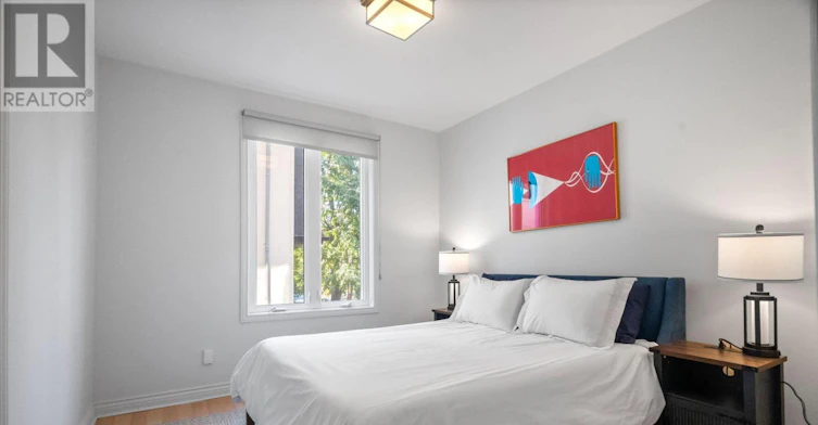 MAIN-371 Howland Avenue, Toronto, ON, M5R 3C1 - 9