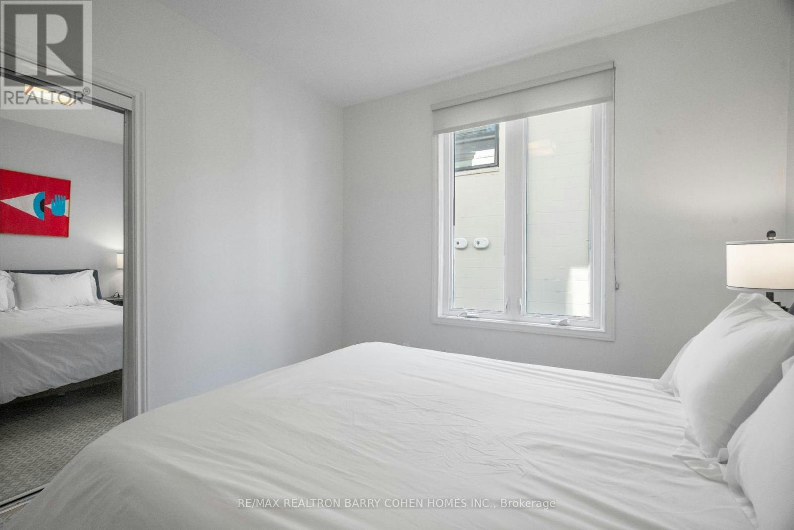 MAIN-371 Howland Avenue, Toronto, ON, M5R 3C1 - 10