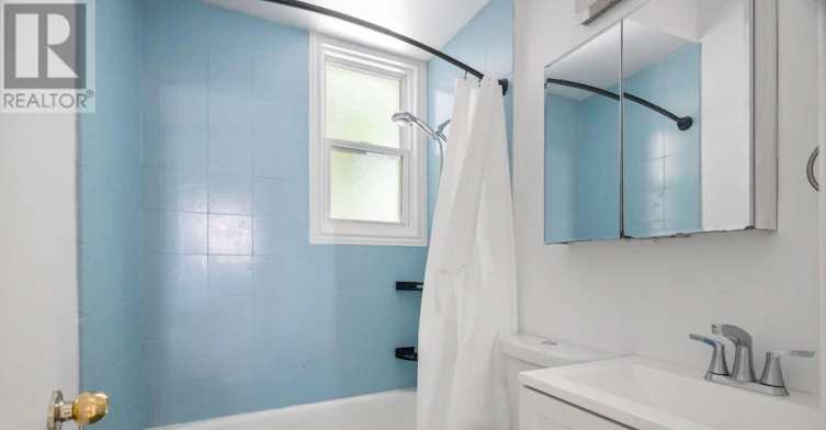 MAIN-371 Howland Avenue, Toronto, ON, M5R 3C1 - 13