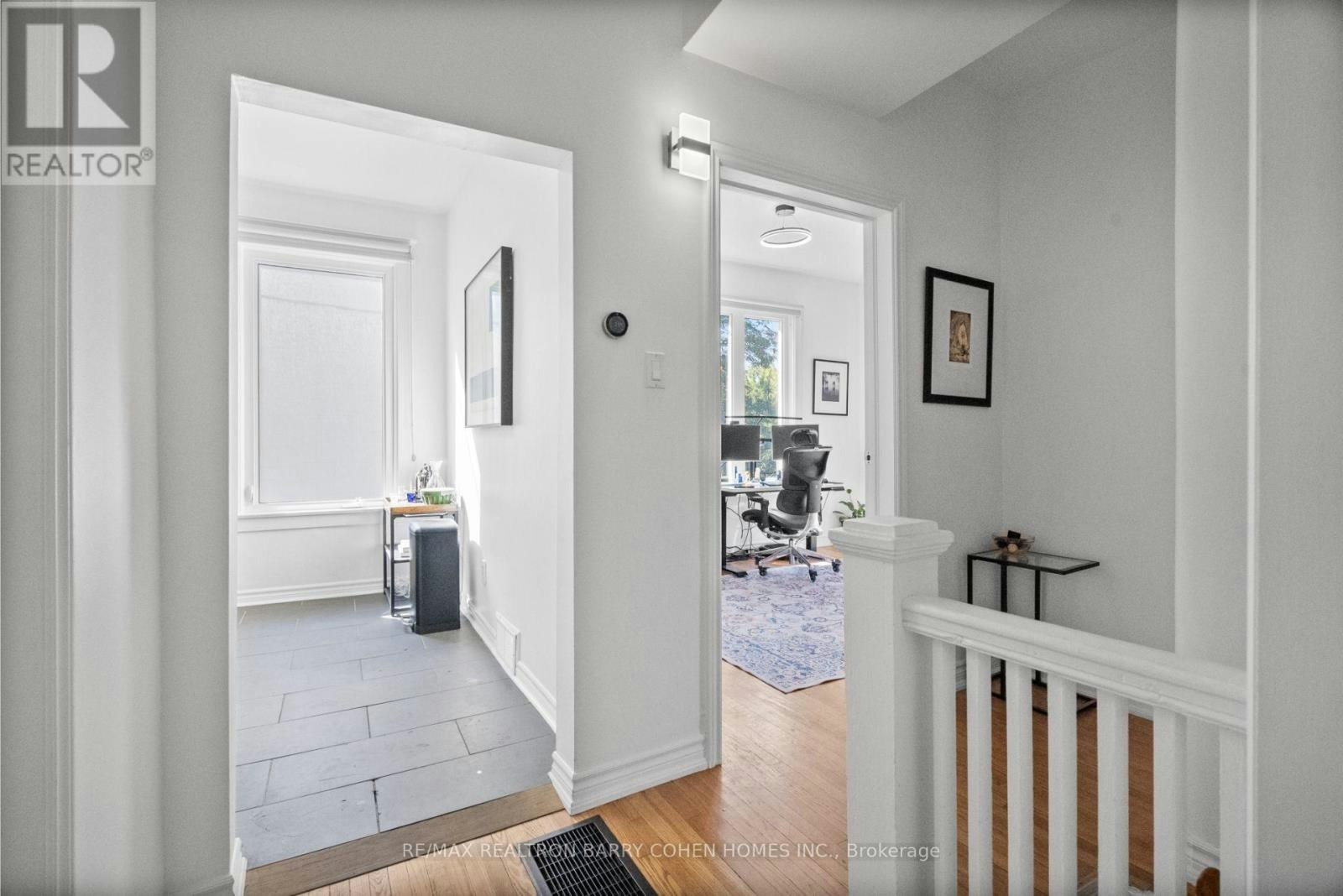 UPPER-371 Howland Avenue, Toronto, ON, M5R 3C1 - 8