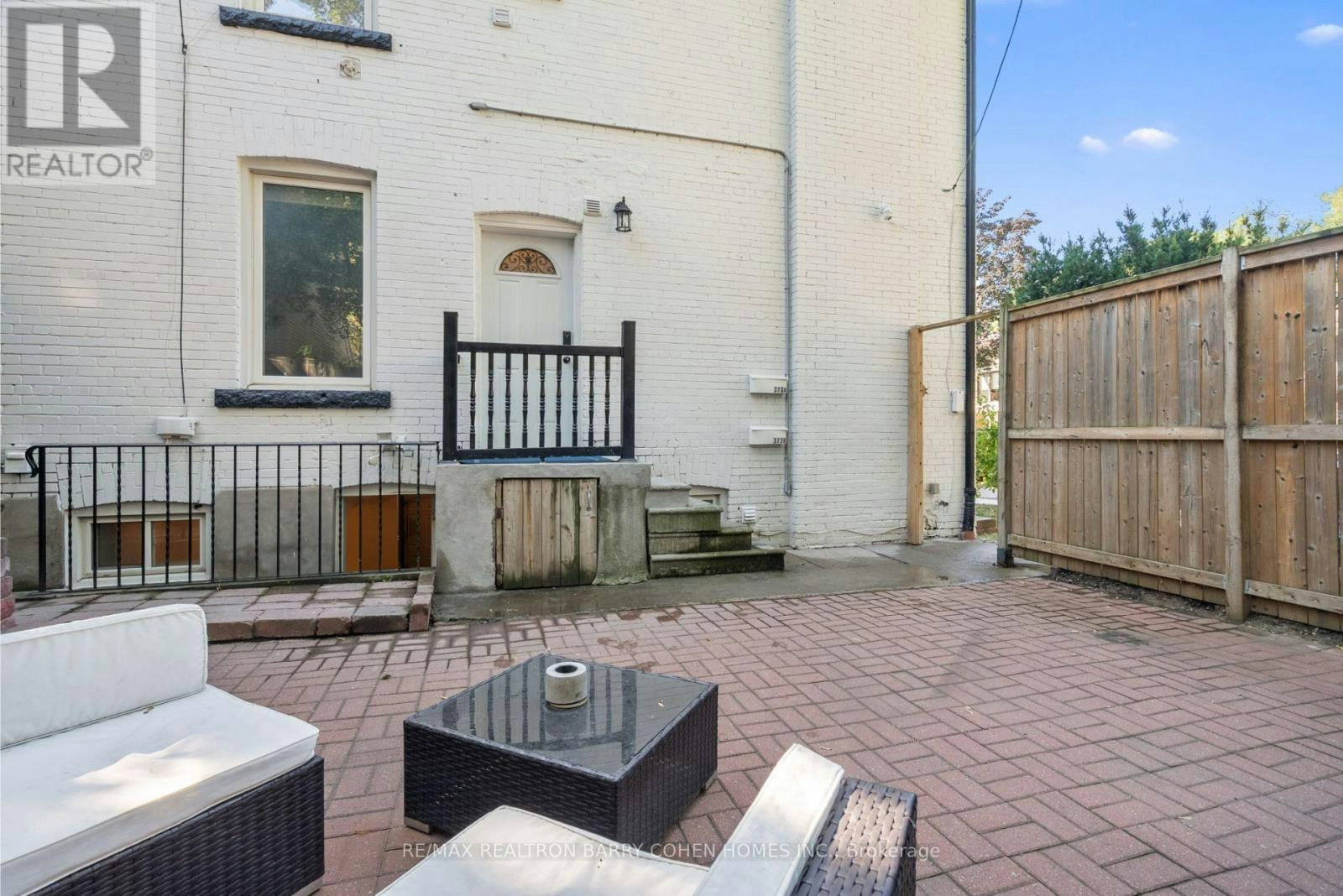 UPPER-371 Howland Avenue, Toronto, ON, M5R 3C1 - 14