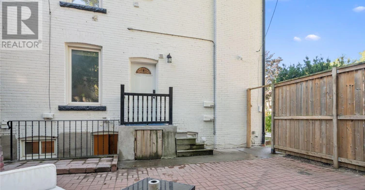 UPPER-371 Howland Avenue, Toronto, ON, M5R 3C1 - 14