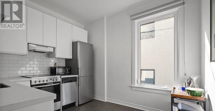 UPPER-371 Howland Avenue, Toronto, ON, M5R 3C1 - 6