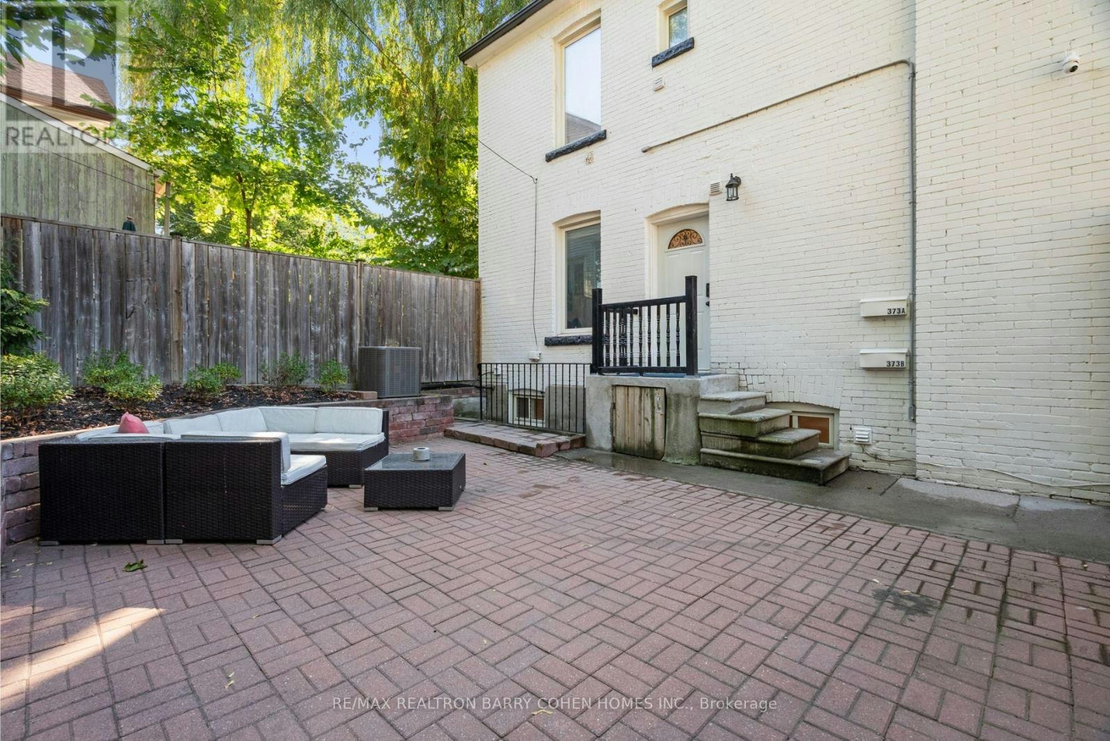 UPPER-371 Howland Avenue, Toronto, ON, M5R 3C1 - 15