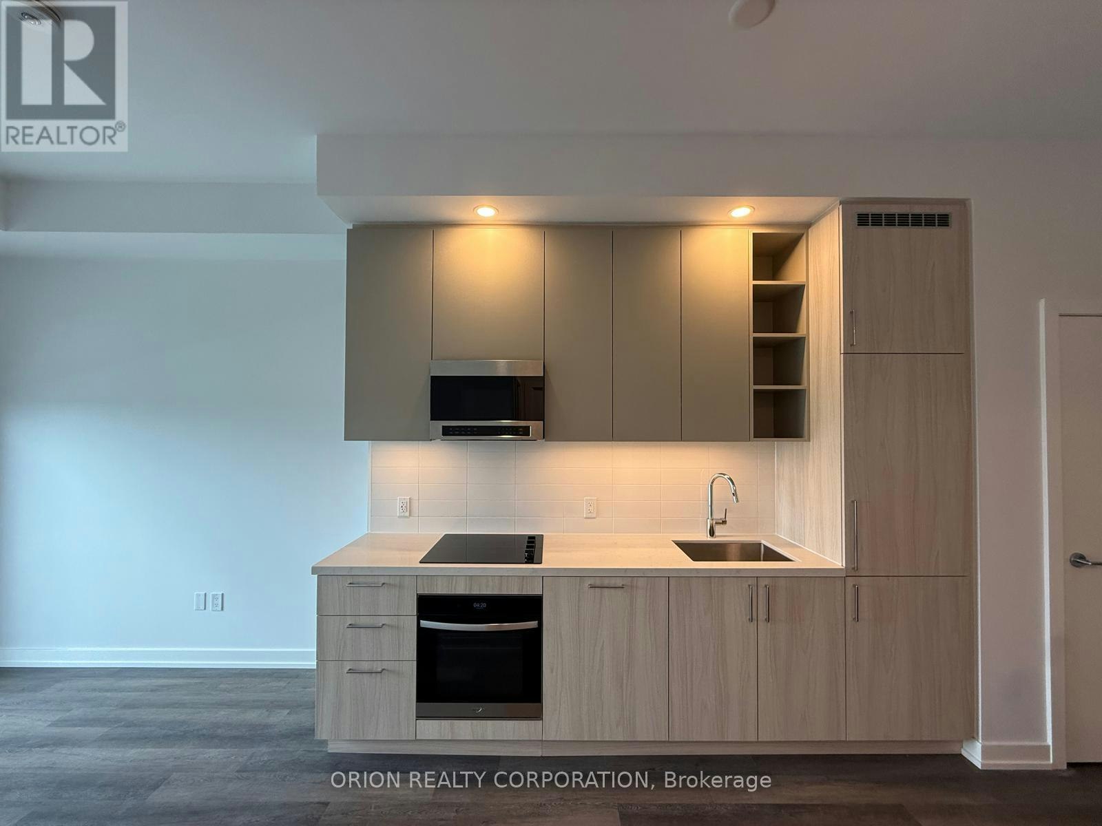 305-21 Meadowdale Road, Toronto, ON, L4K 0H6