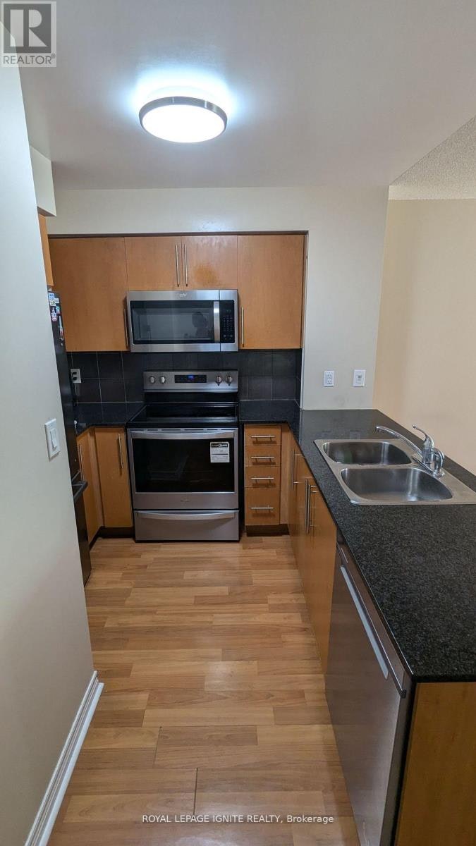 308-310 Burnhamthorpe Road W, Mississauga, ON, L5B 4P9 - 6