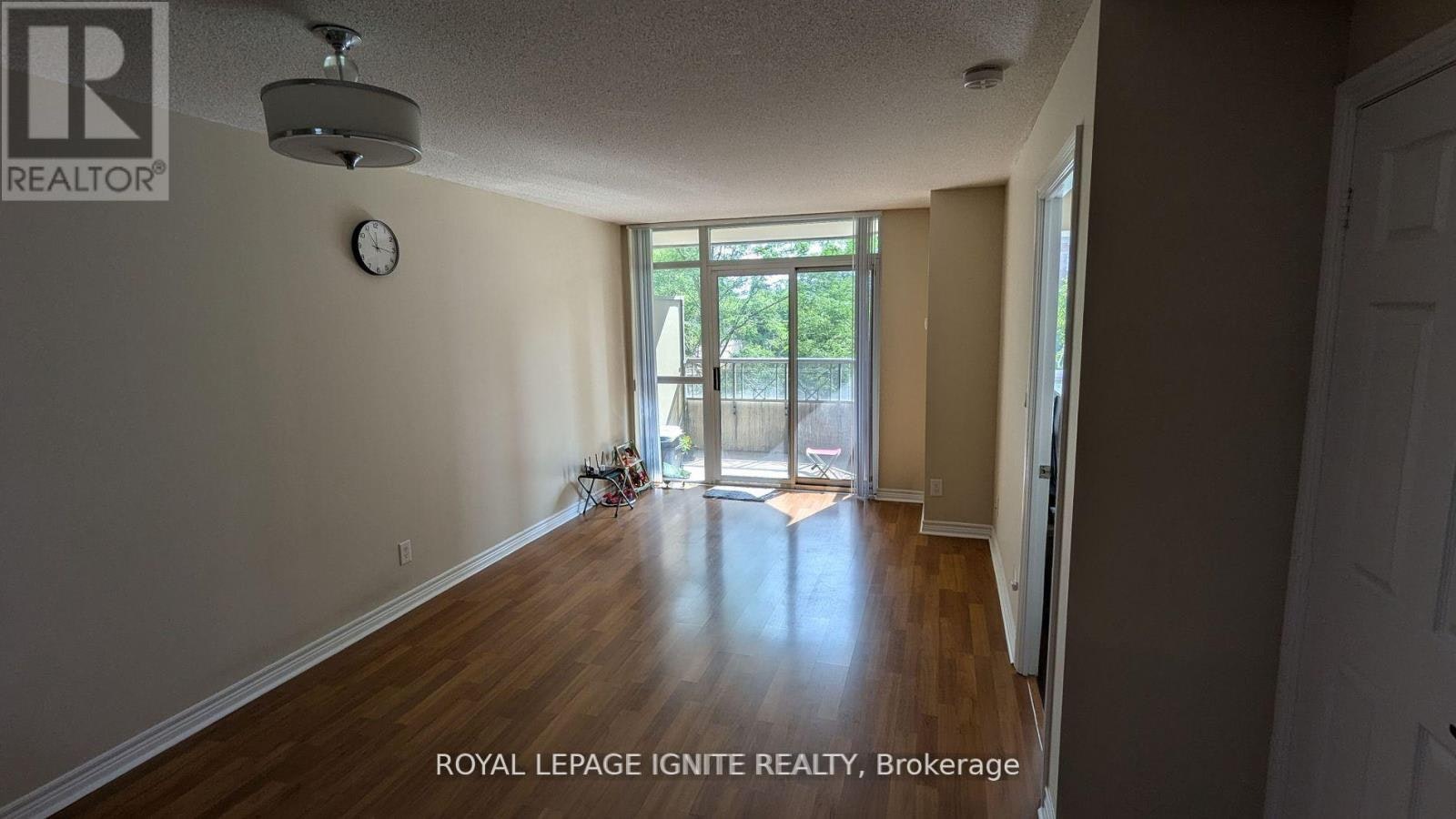 308-310 Burnhamthorpe Road W, Mississauga, ON, L5B 4P9 - 8