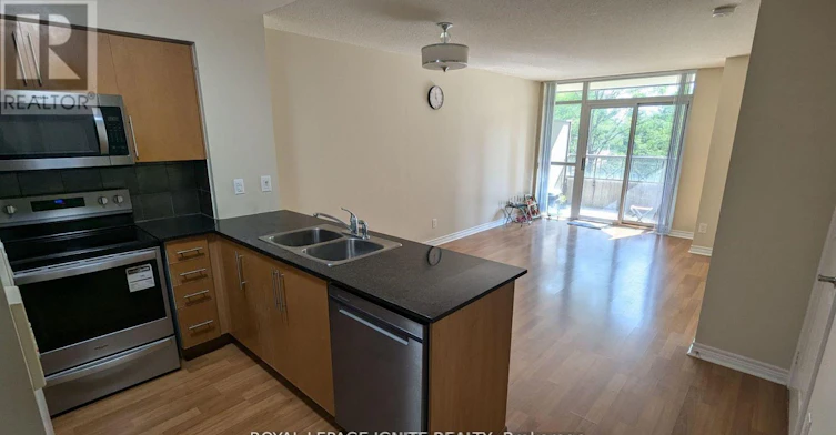 308-310 Burnhamthorpe Road W, Mississauga, ON, L5B 4P9 - 7