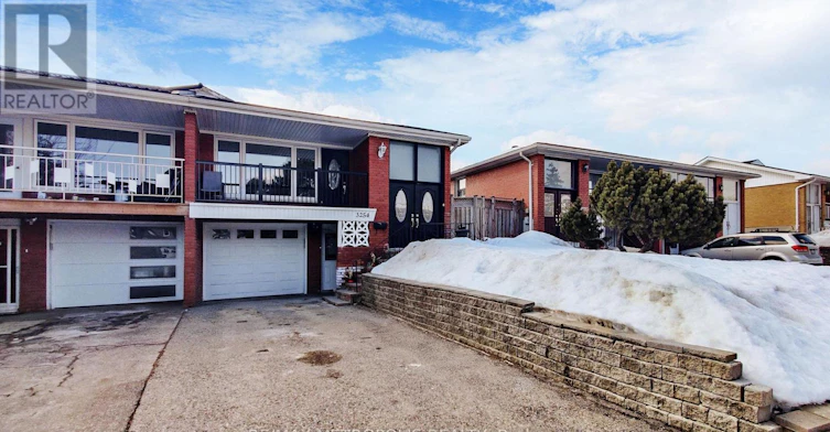 UPPER-3254 Fieldgate Drive, Mississauga, ON, L4X 2H7 - 2