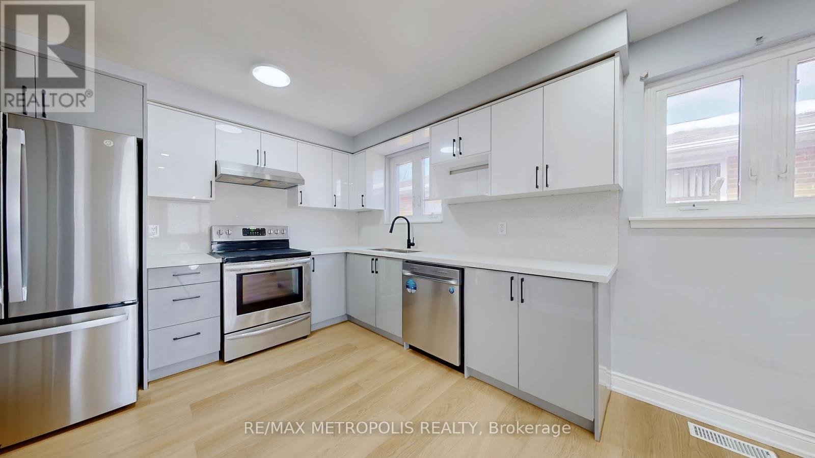 UPPER-3254 Fieldgate Drive, Mississauga, ON, L4X 2H7 - 16