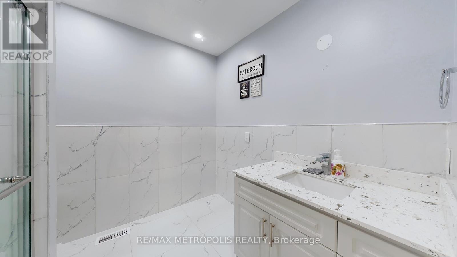 UPPER-3254 Fieldgate Drive, Mississauga, ON, L4X 2H7 - 31