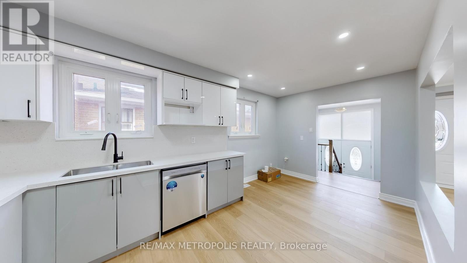 UPPER-3254 Fieldgate Drive, Mississauga, ON, L4X 2H7 - 12