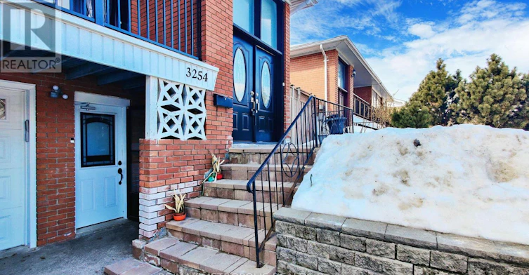 UPPER-3254 Fieldgate Drive, Mississauga, ON, L4X 2H7 - 4