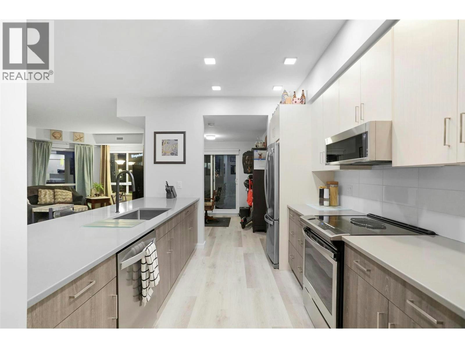306-2301 Carrington Road, West Kelowna, BC, V4T 0E2