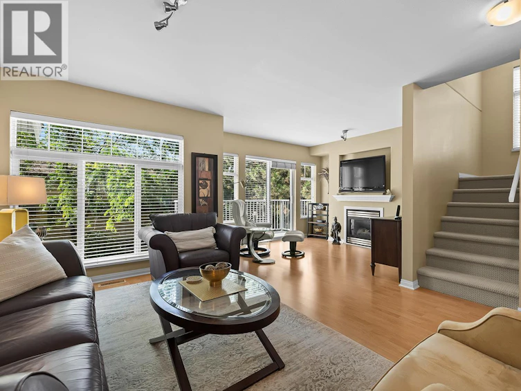 12-1853 Parkview Crescent, Kelowna, BC, V1X 8A3 - 3