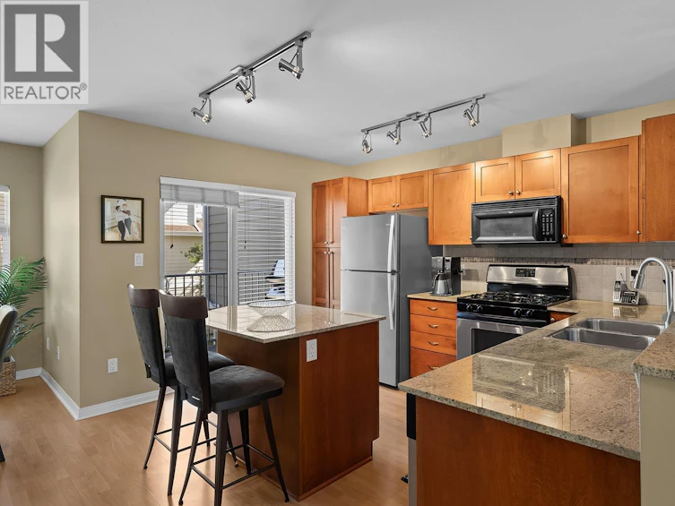 12-1853 Parkview Crescent, Kelowna, BC, V1X 8A3 - 10