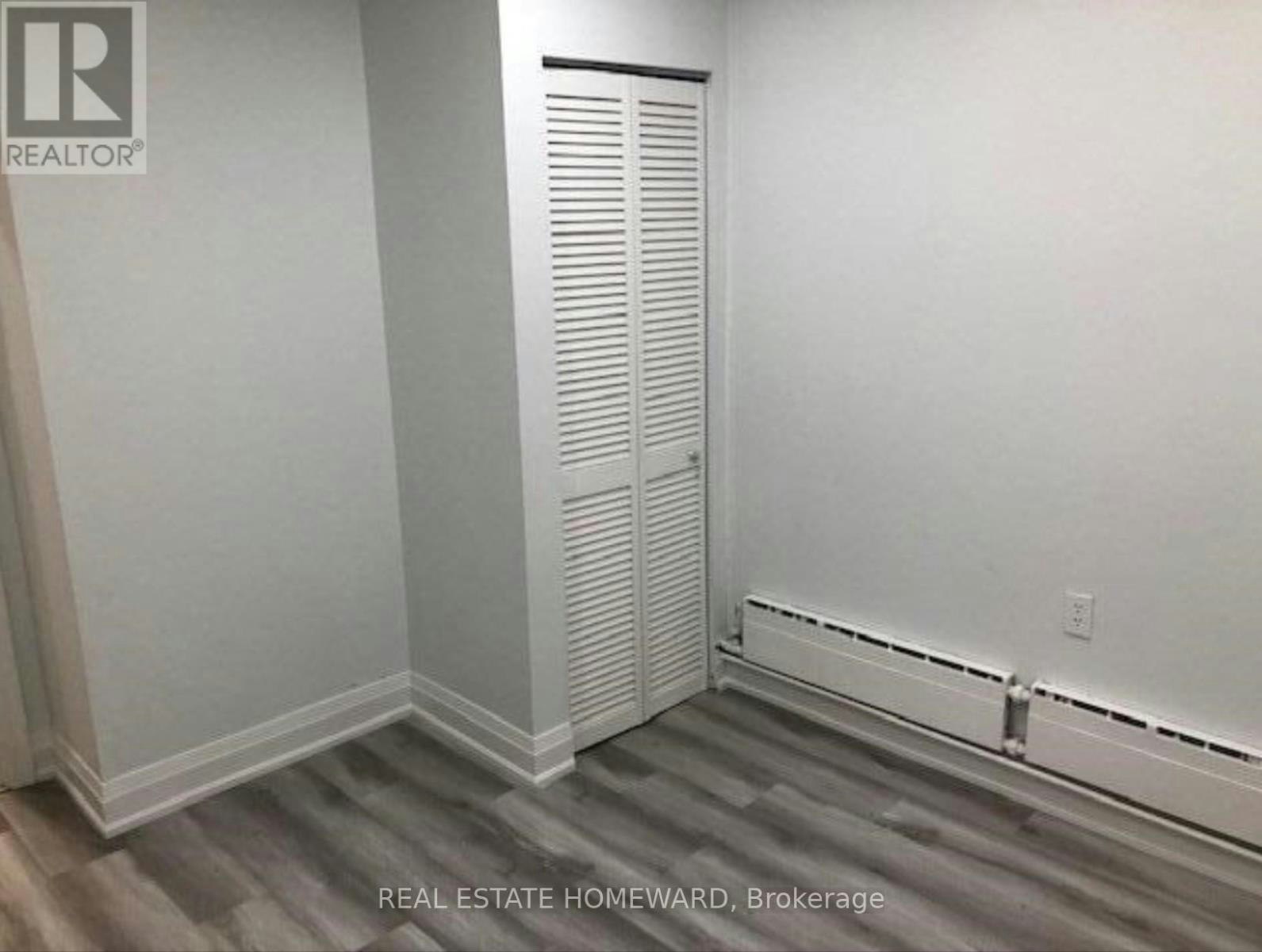 SIDE-274 Rumsey Road, Toronto, ON, M4G 1R2 - 14