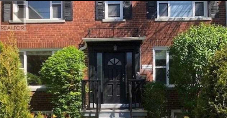 SIDE-274 Rumsey Road, Toronto, ON, M4G 1R2