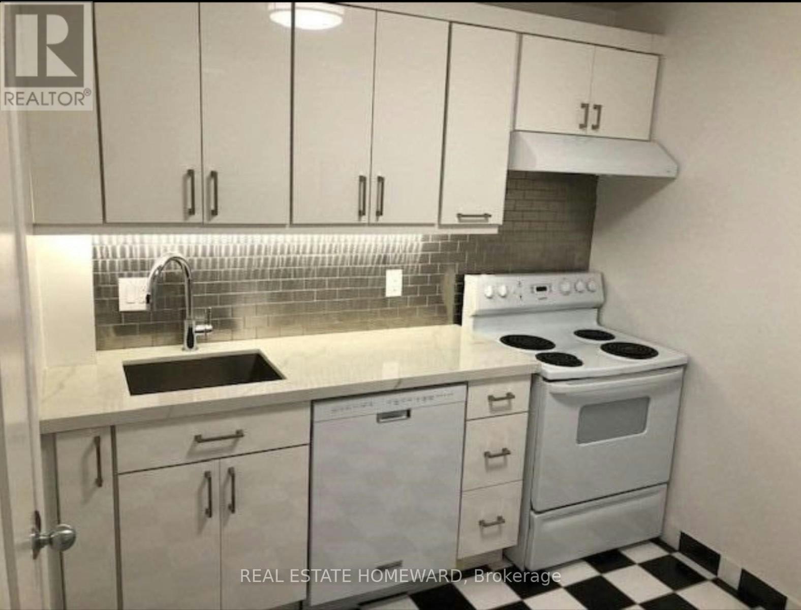 SIDE-274 Rumsey Road, Toronto, ON, M4G 1R2 - 3