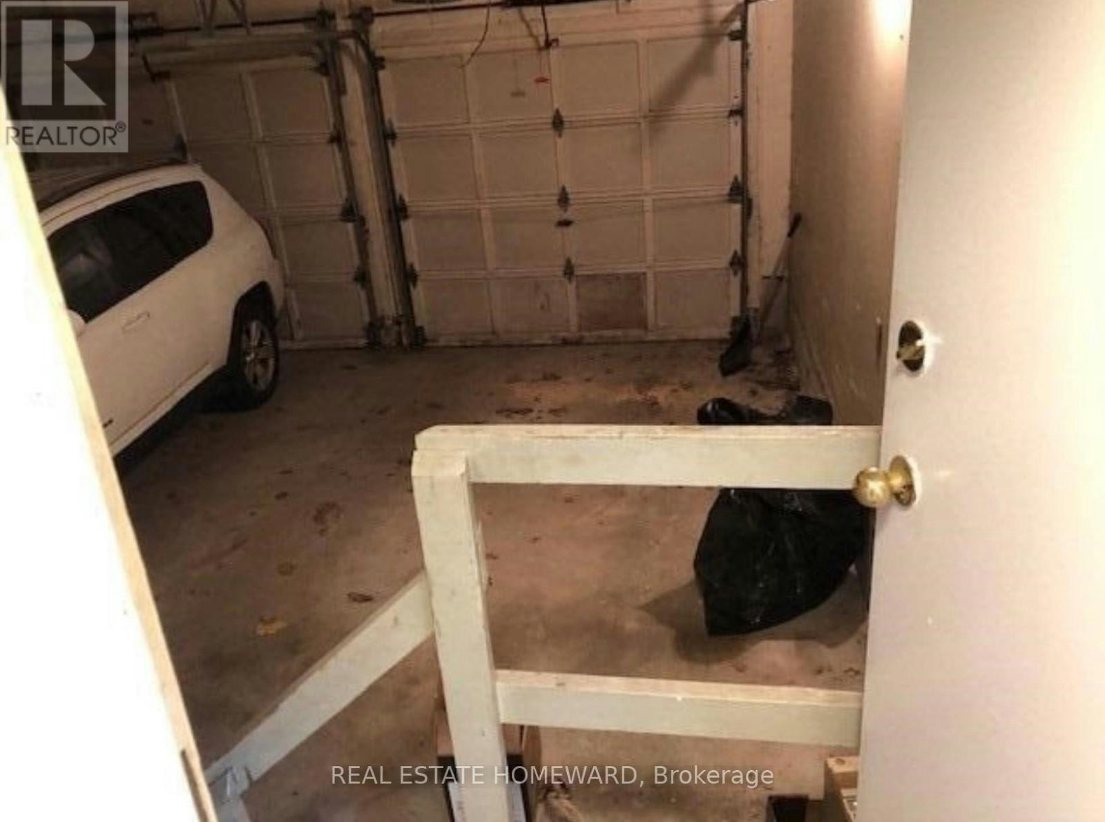SIDE-274 Rumsey Road, Toronto, ON, M4G 1R2 - 17