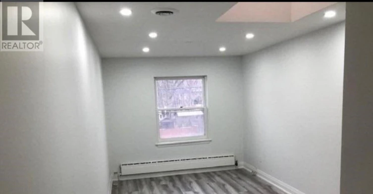 SIDE-274 Rumsey Road, Toronto, ON, M4G 1R2 - 12