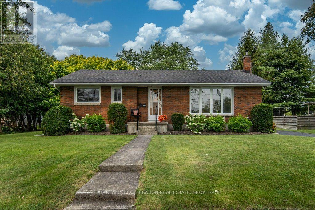 409 Dundas Street W, Greater Napanee, ON, K7R 2B8