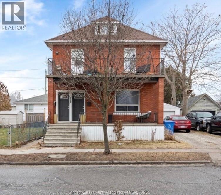 2-853 Pillette, Windsor, ON, N8Y 3B4